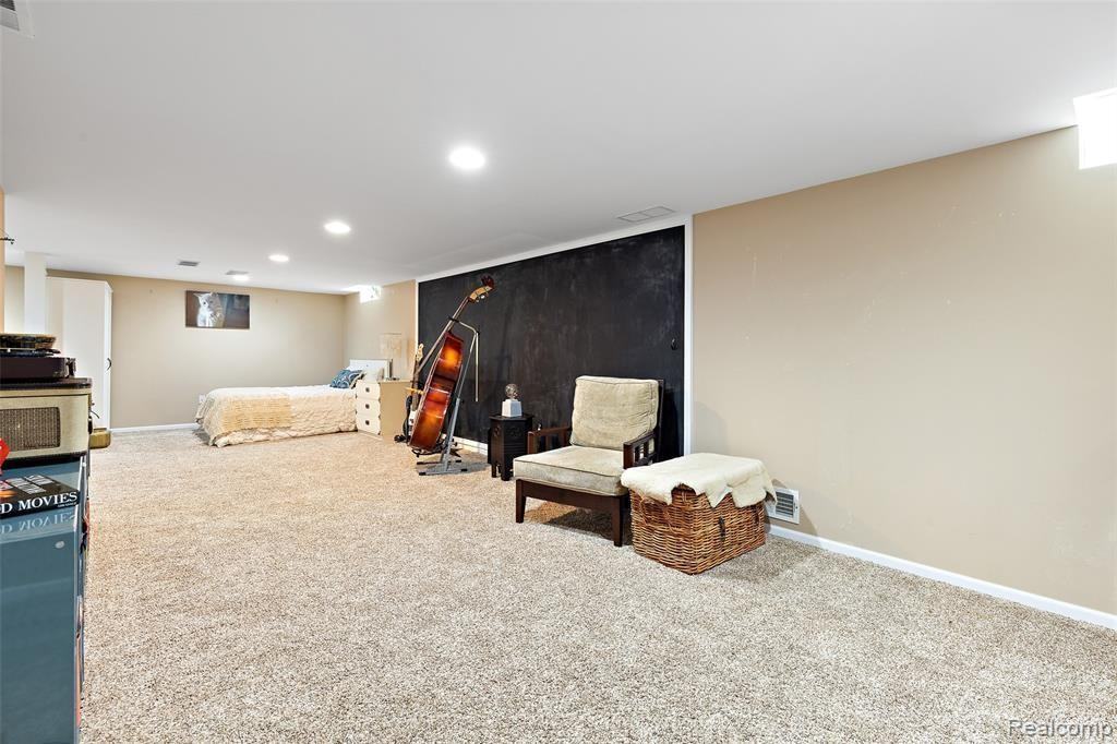 1387 Smith Ave #NA - Photo 7 of 11
