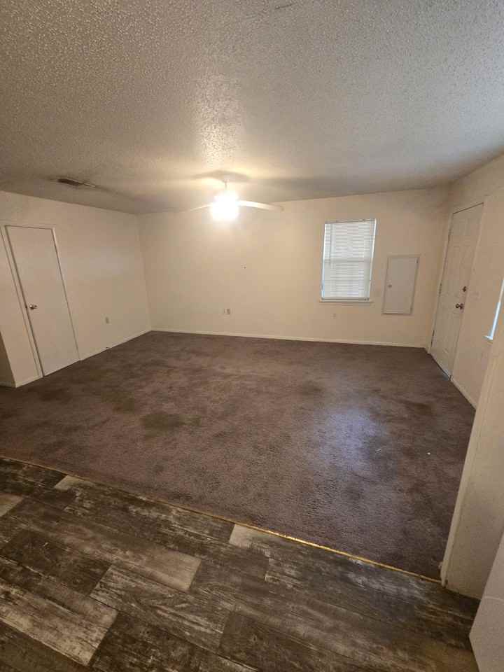614 Moran St #NA - Photo 2 of 8