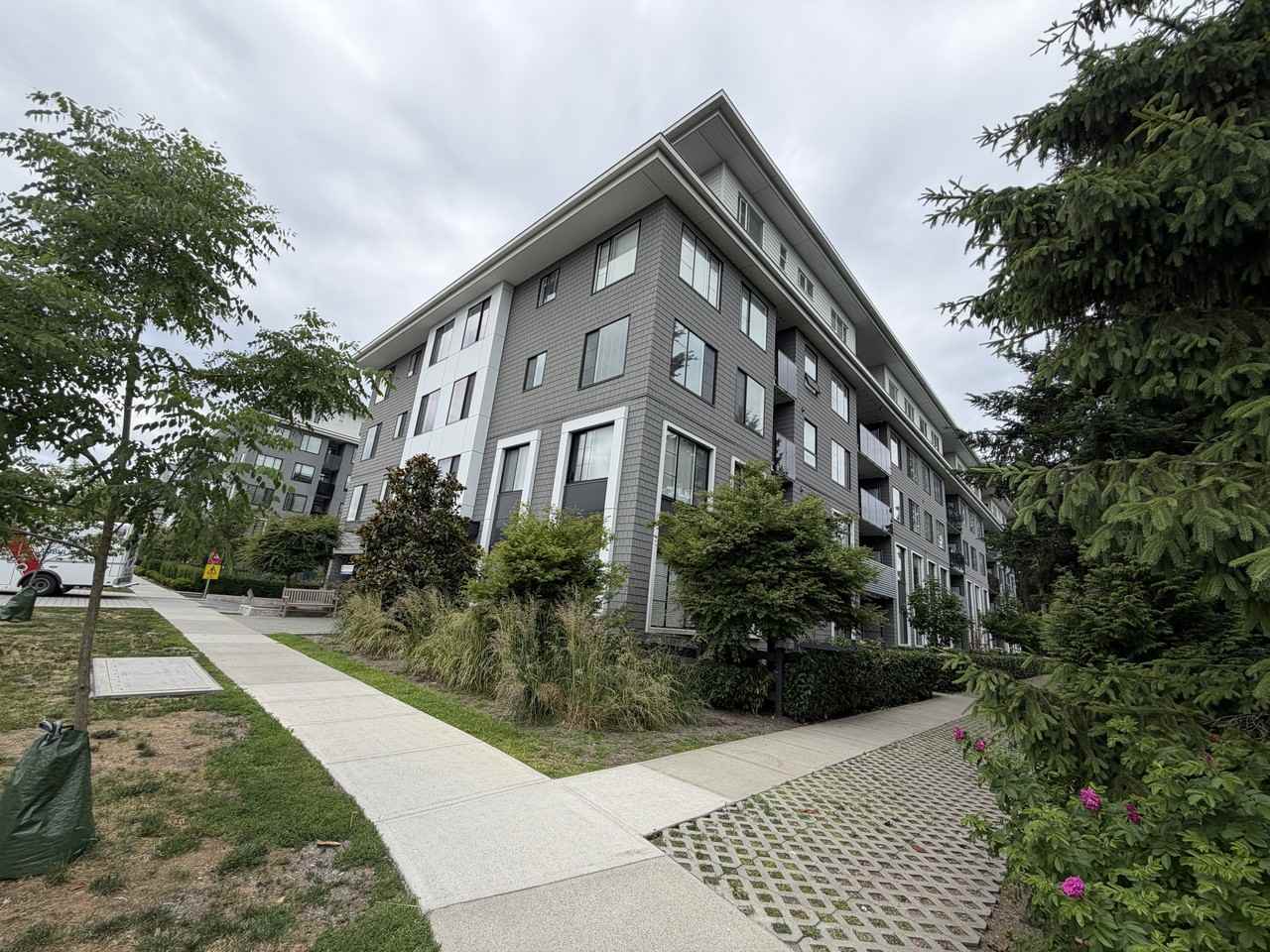 15835 85 Avenue #316 - Photo 5 of 16