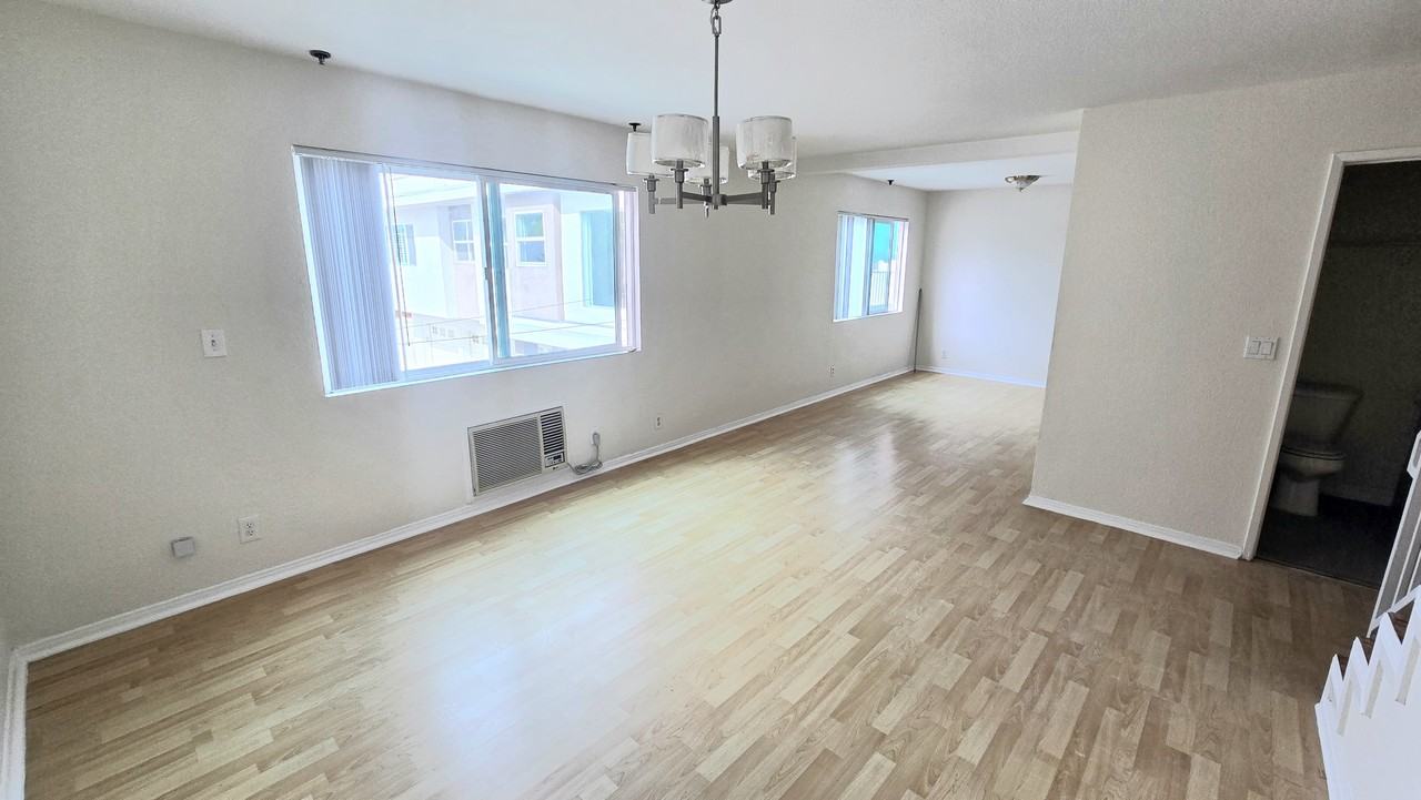 2251 Crenshaw Boulevard #6 - Photo 3 of 22