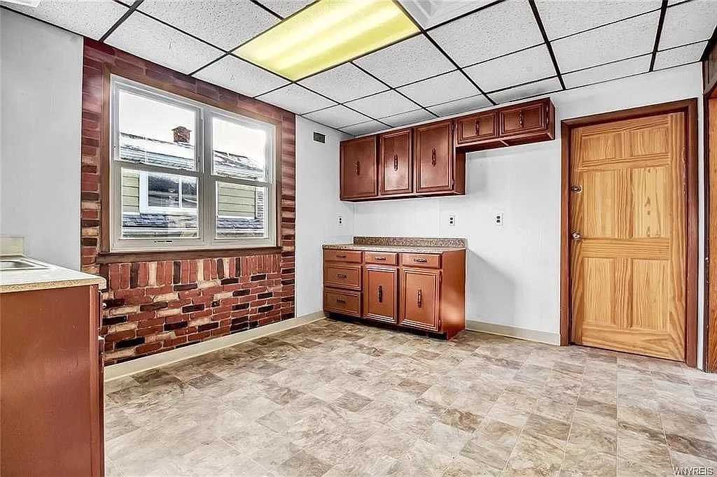 119 Hedwig Ave - Photo 5 of 12