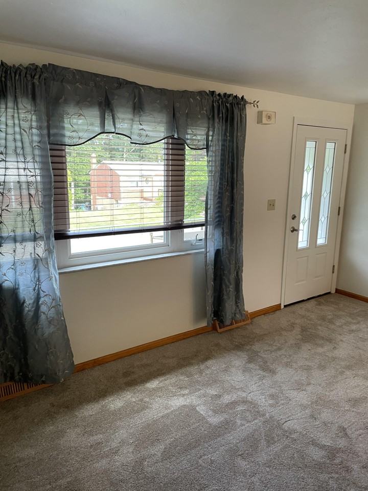 520 New Haven Dr #NA - Photo 6 of 16