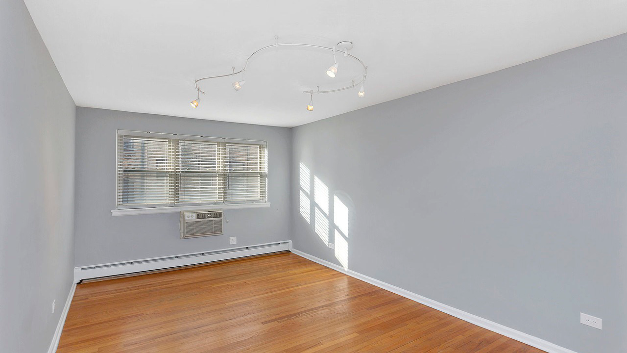 5950 N Kenmore Ave #307 - Photo 2 of 12