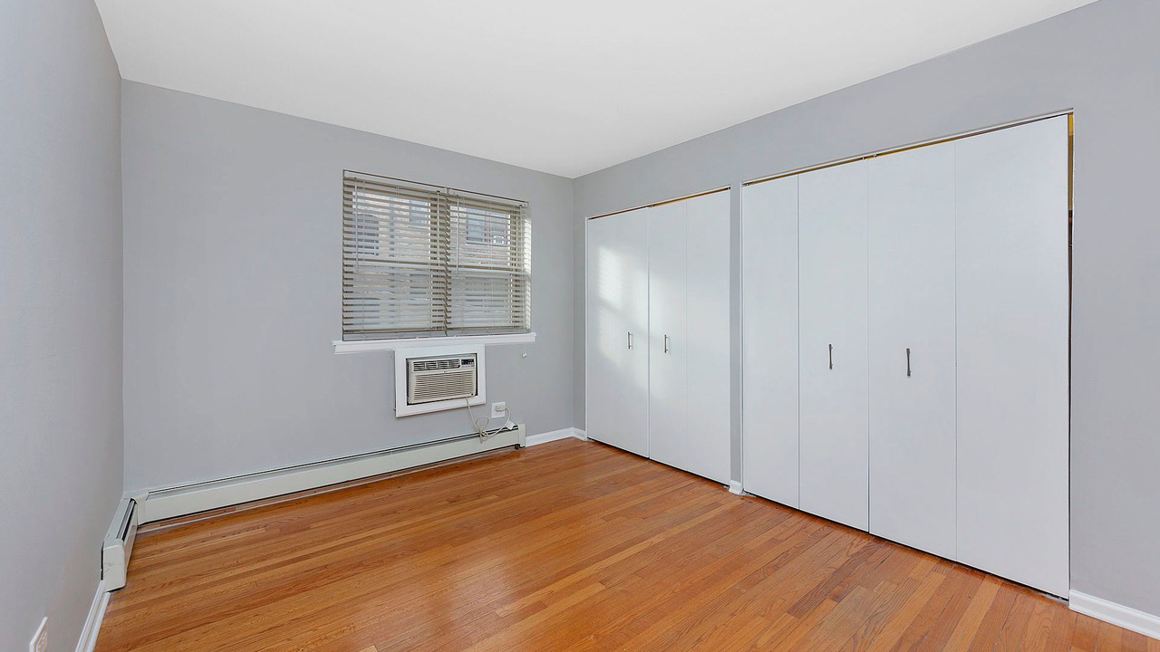 5950 N Kenmore Ave #307 - Photo 6 of 12