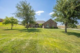 8401 Shady Lake Dr - Photo 1 of 1