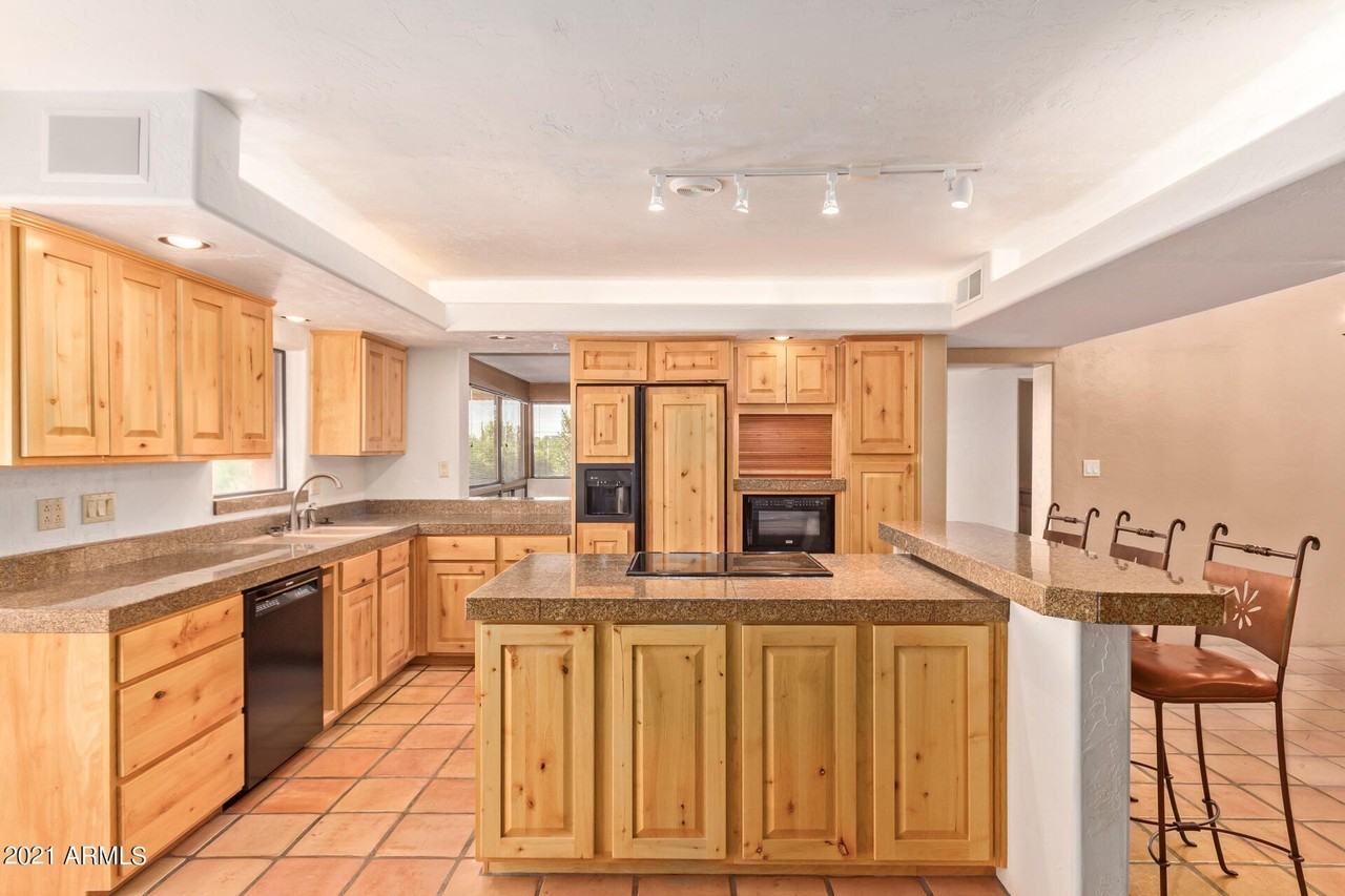 16411 N Skyridge Ln - Photo 6 of 31