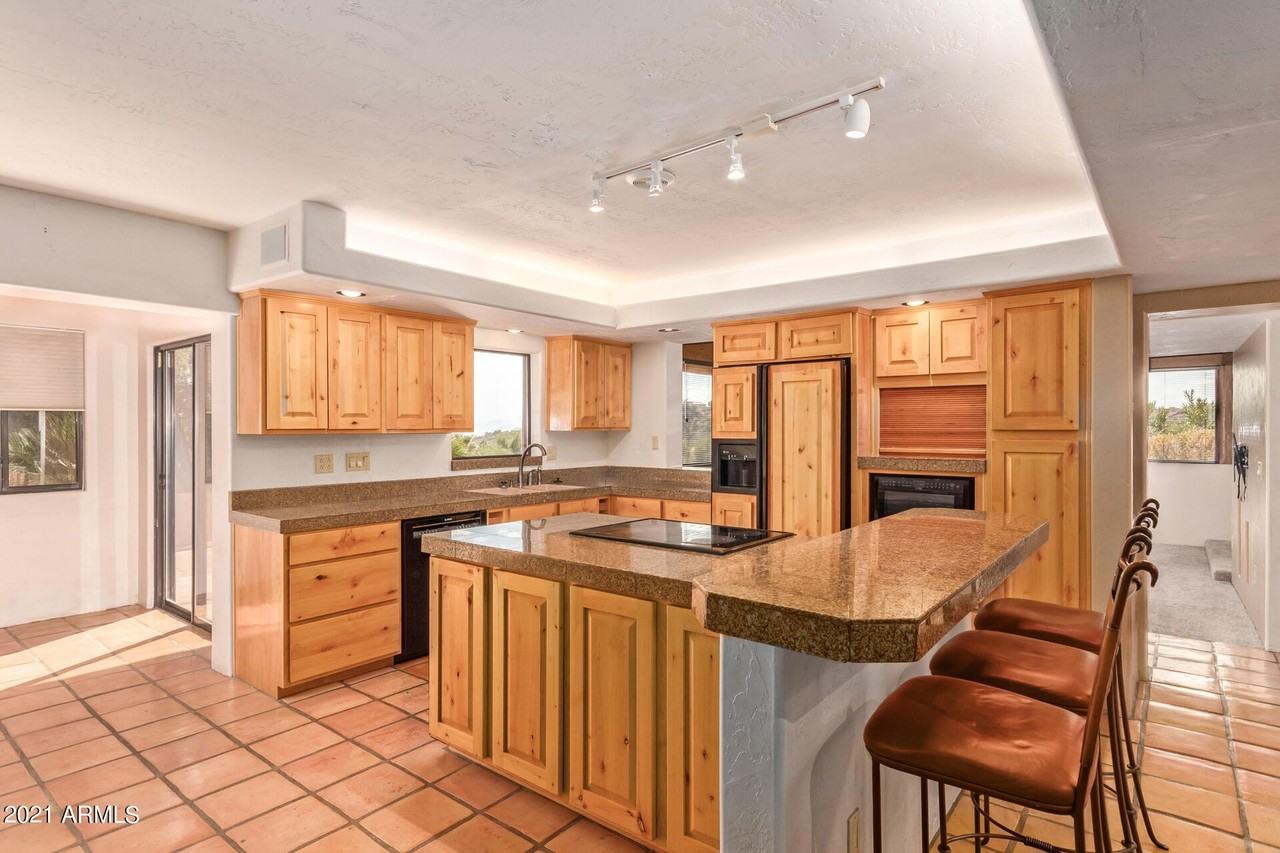 16411 N Skyridge Ln - Photo 7 of 31