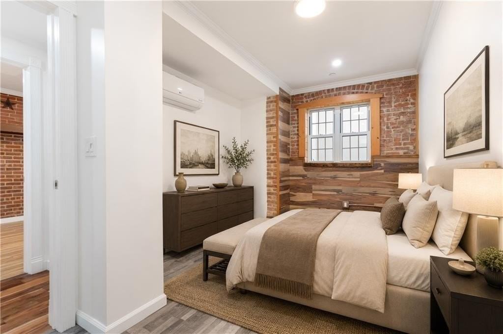197 Humboldt St #1 - Photo 3 of 26