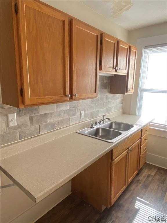 1012 Cadillac St #4 - Photo 5 of 8