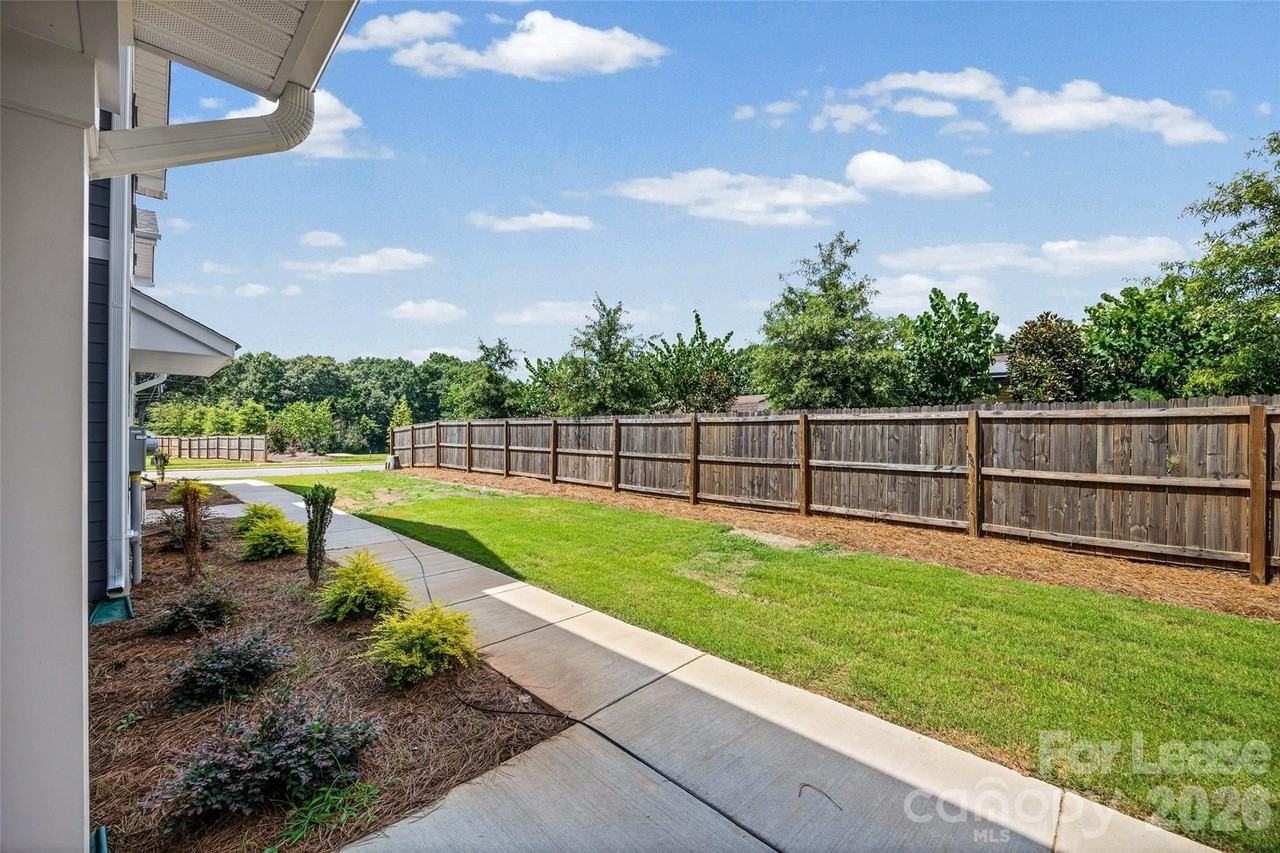 720 Pinecone Dr #23 - Photo 2 of 11