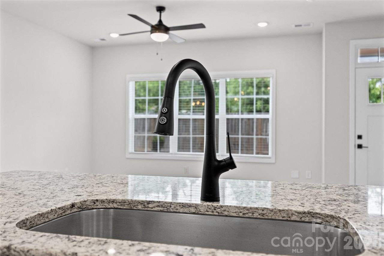 720 Pinecone Dr #23 - Photo 7 of 11