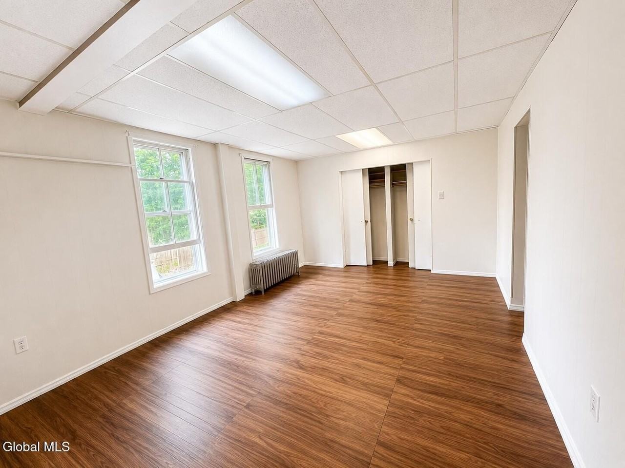 272 Locust Ave - Photo 6 of 15