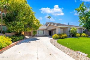 featured image of 4272 N Cedarpine Ln