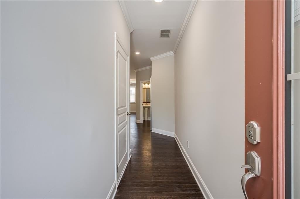 1856 Terrewood Dr Ne - Photo 4 of 37