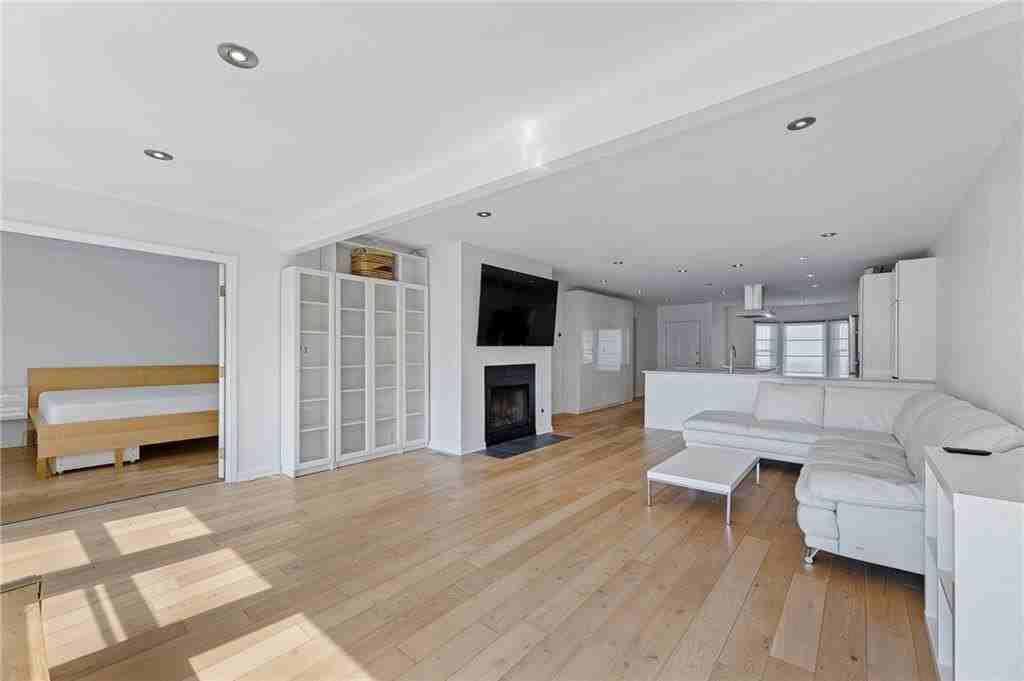908 Lenox Hill Ct Ne - Photo 7 of 25