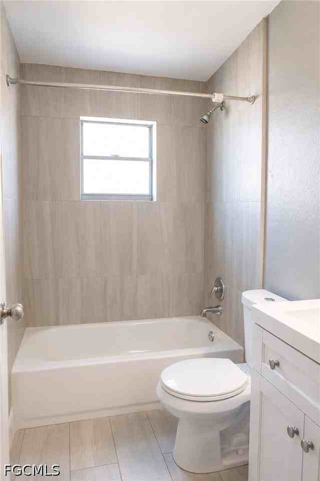 2122 Se 6th Ter - Photo 7 of 24