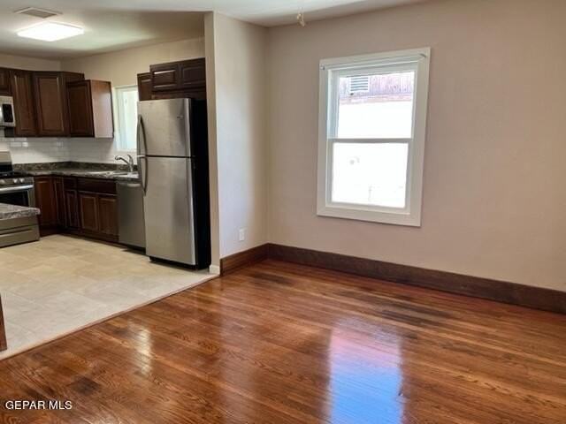 3319 Nations Ave - Photo 7 of 17