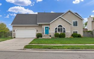 featured image of 11134 S Hawkwood Dr #1