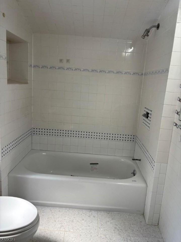 117 3rd St - Photo 4 of 10