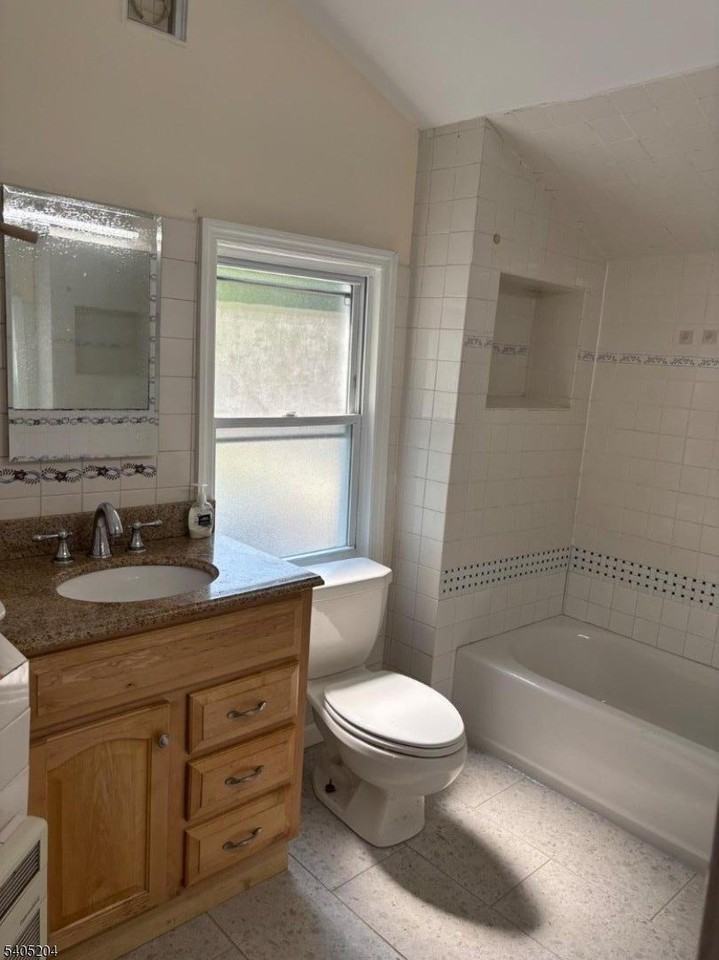 117 3rd St - Photo 5 of 10