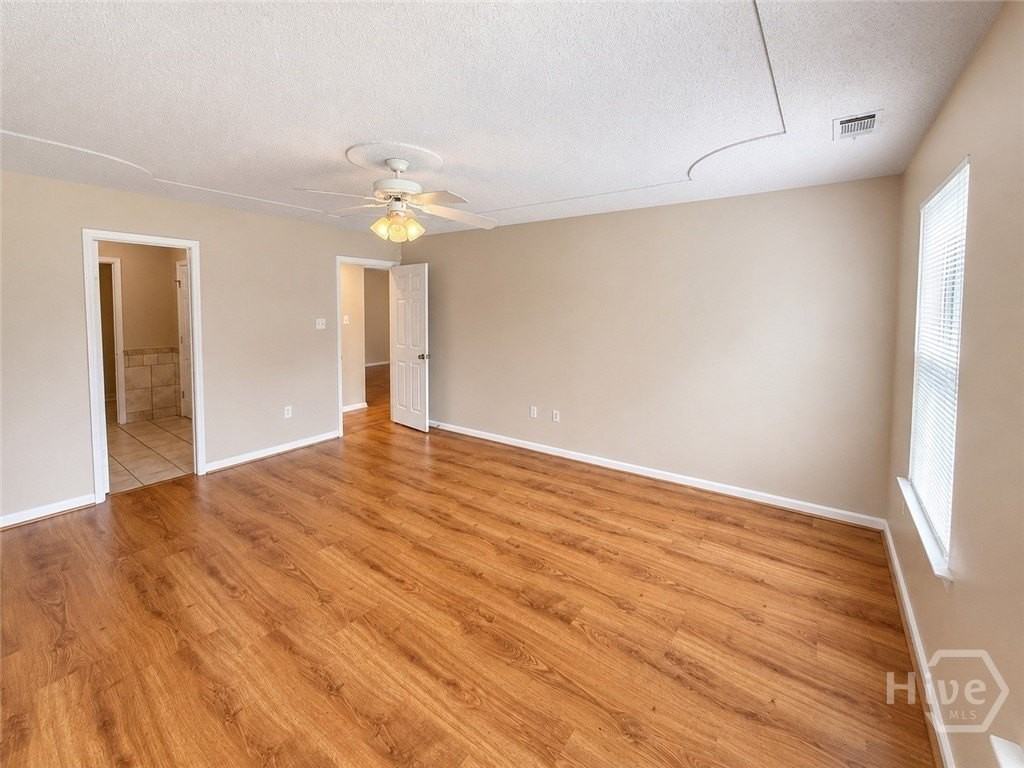 157 Lions Gate Rd - Photo 6 of 17