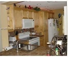 124 S Laurel Dr #505 - Photo 3 of 34