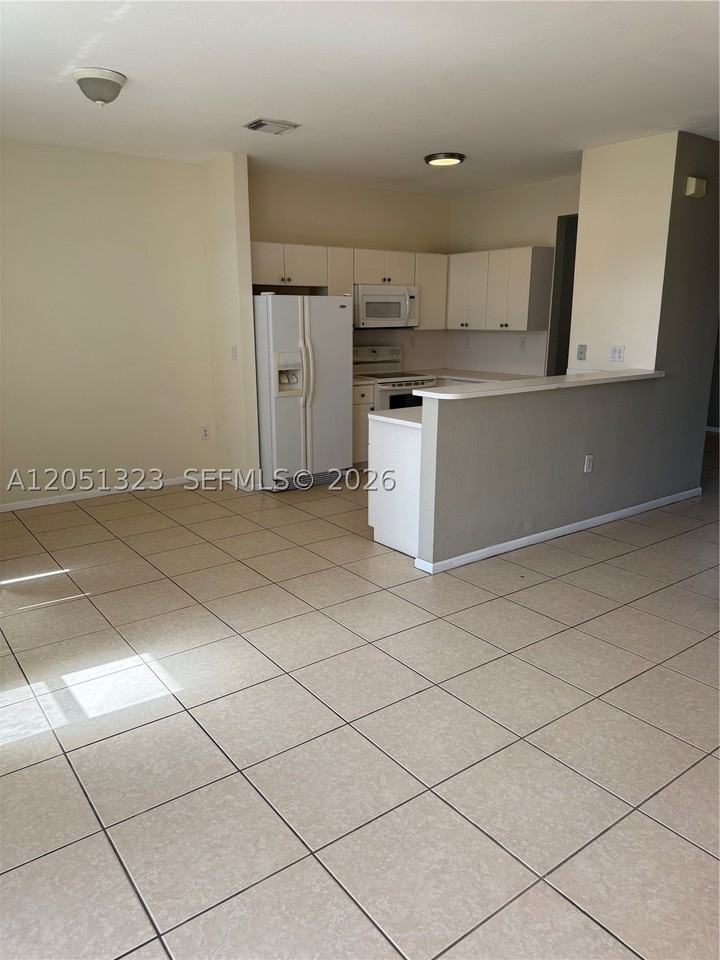 944 Sw 154th Path #944 - Photo 5 of 5