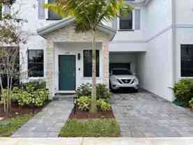 1524 Sw 28th St #1524 - Photo 1 of 1