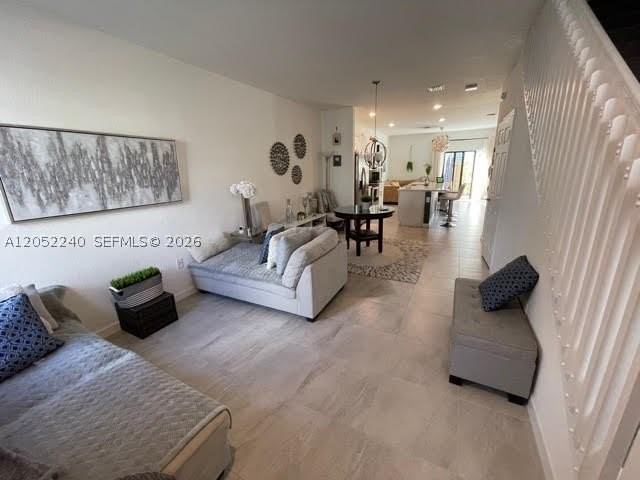 1524 Sw 28th St #1524 - Photo 2 of 23
