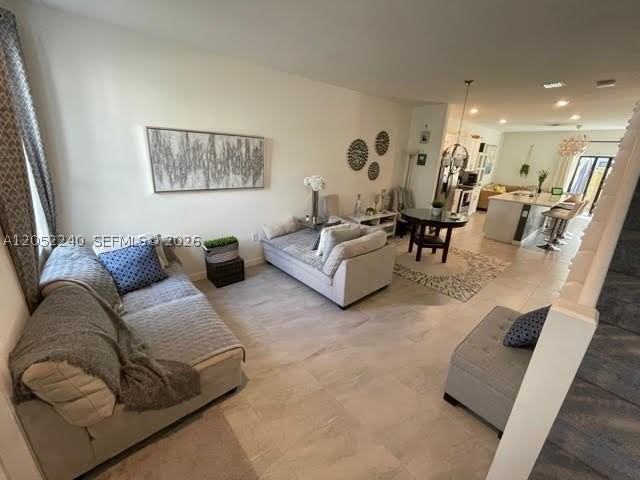1524 Sw 28th St #1524 - Photo 3 of 23