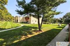 13 Lake Ave #5A - Photo 1 of 1