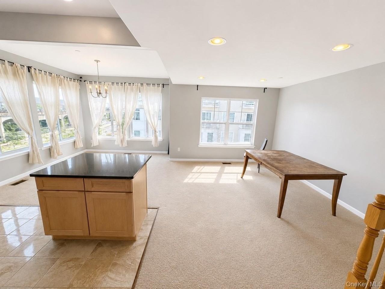 192 White Sands Way - Photo 3 of 13