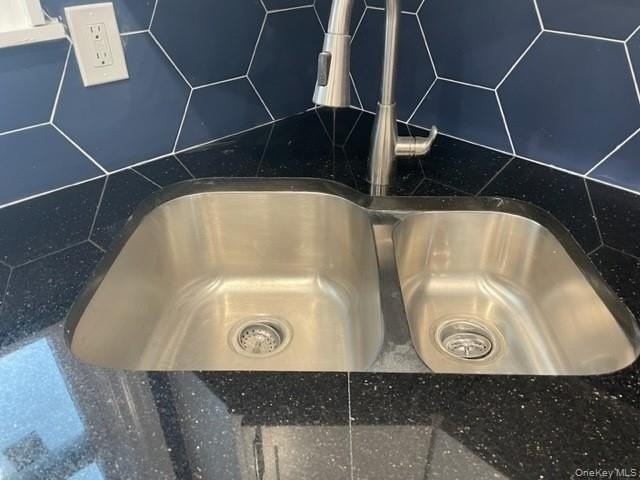 452 5th Ave - Photo 5 of 12