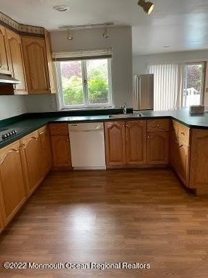 502 Roseld Ave - Photo 6 of 19
