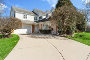 featured image of 155 Chapel Oaks Dr