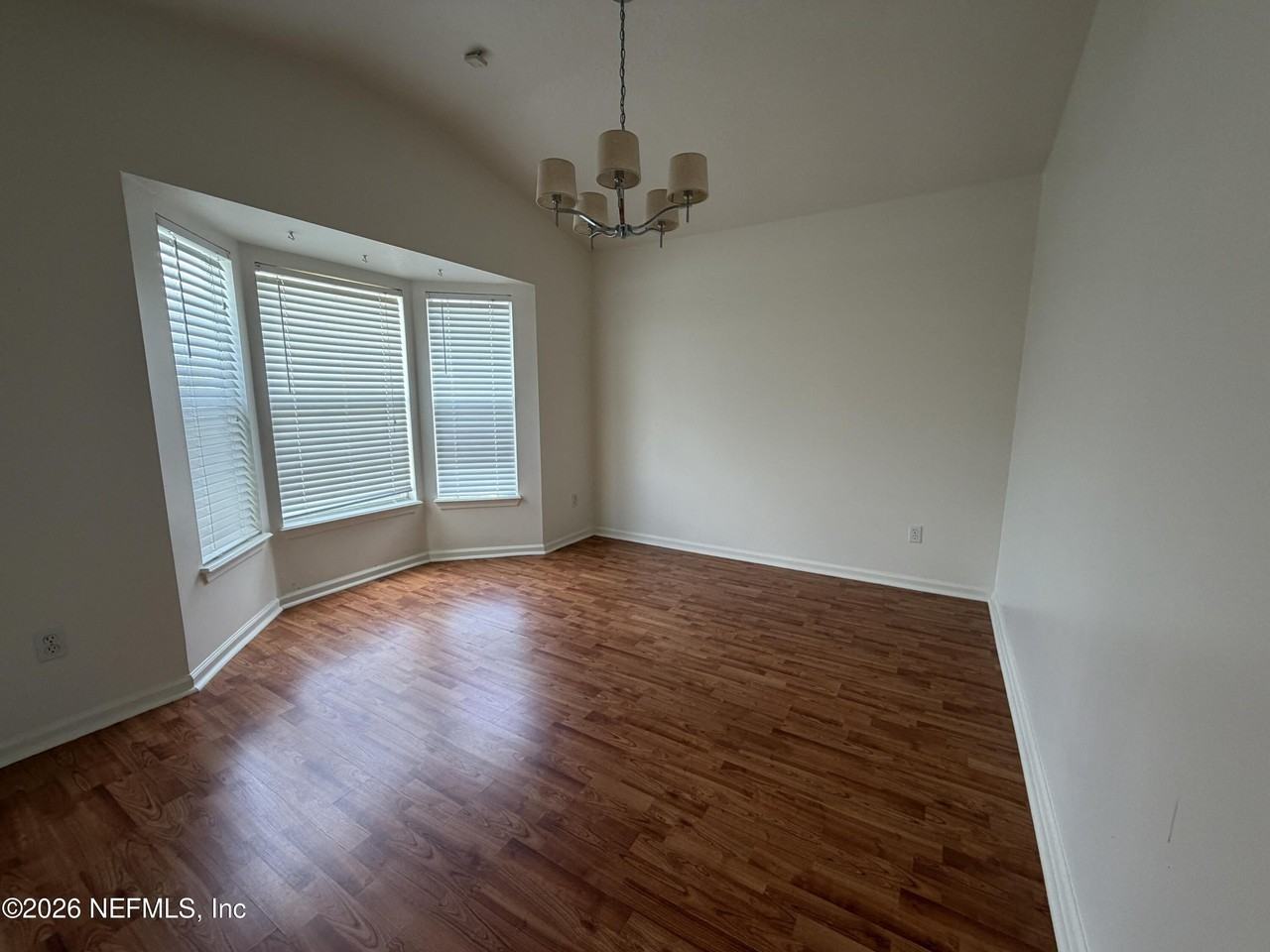 1508 Irishwood Ct - Photo 4 of 17