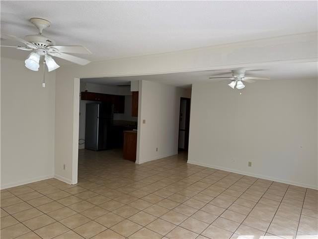 315 S Pierce St - Photo 3 of 7