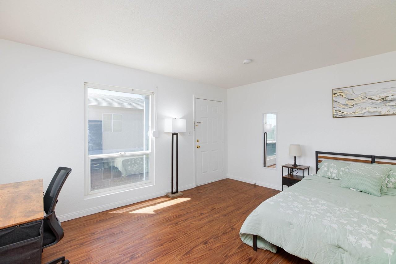 Santa Paula Dr - Photo 4 of 6