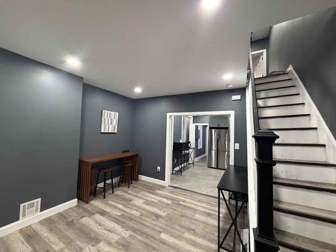 N 18th St - Photo 4 of 11