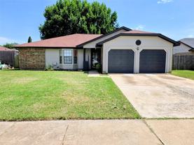 2641 Berkshire Ln - Photo 1 of 1