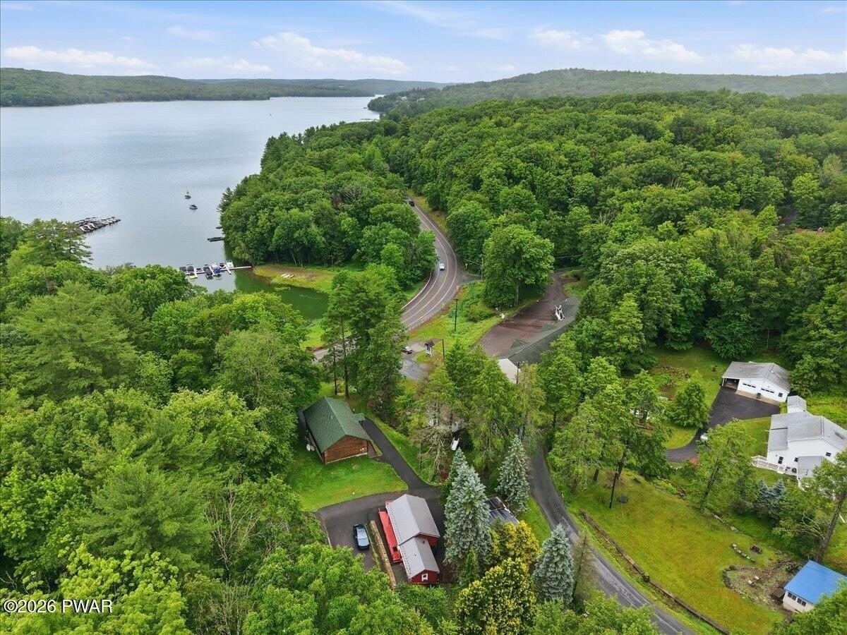 107 Apple Dr - Photo 3 of 18