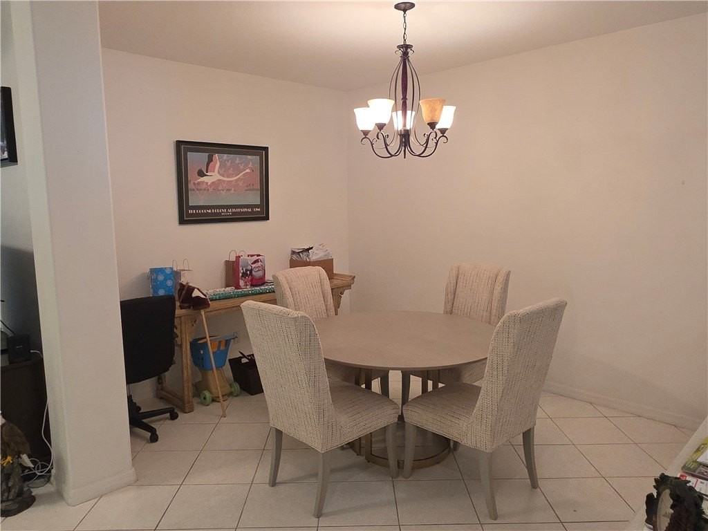 417 Pineapple Sq Sw #417 - Photo 6 of 36