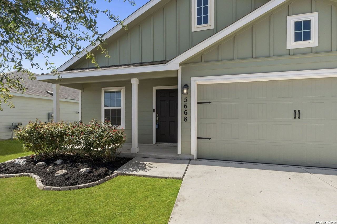 5668 Jasmine Spur - Photo 4 of 34