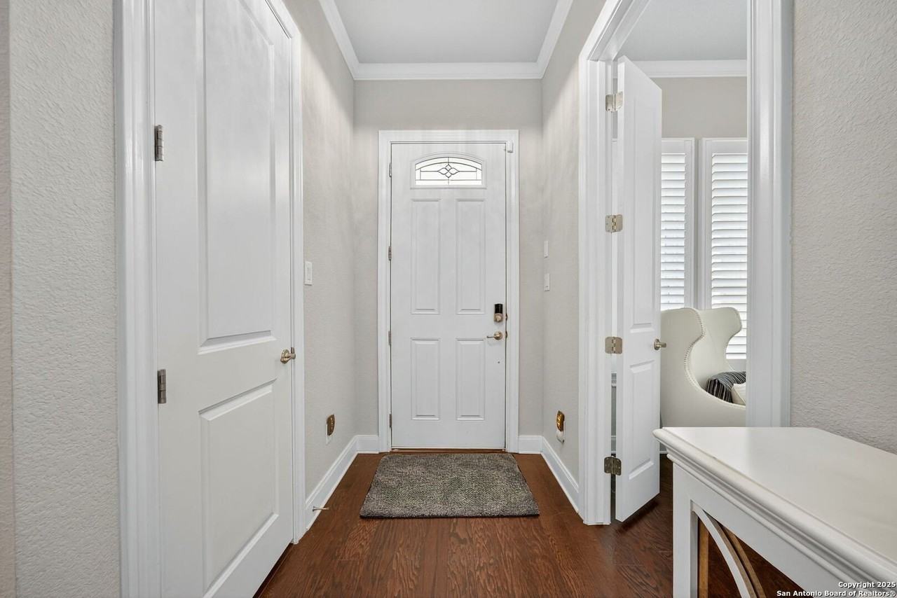 620 N Guenther Ave - Photo 3 of 28