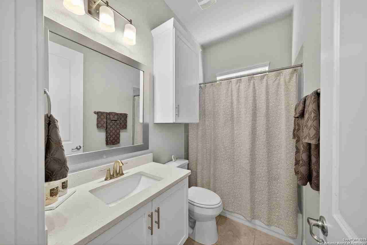 620 N Guenther Ave - Photo 5 of 28