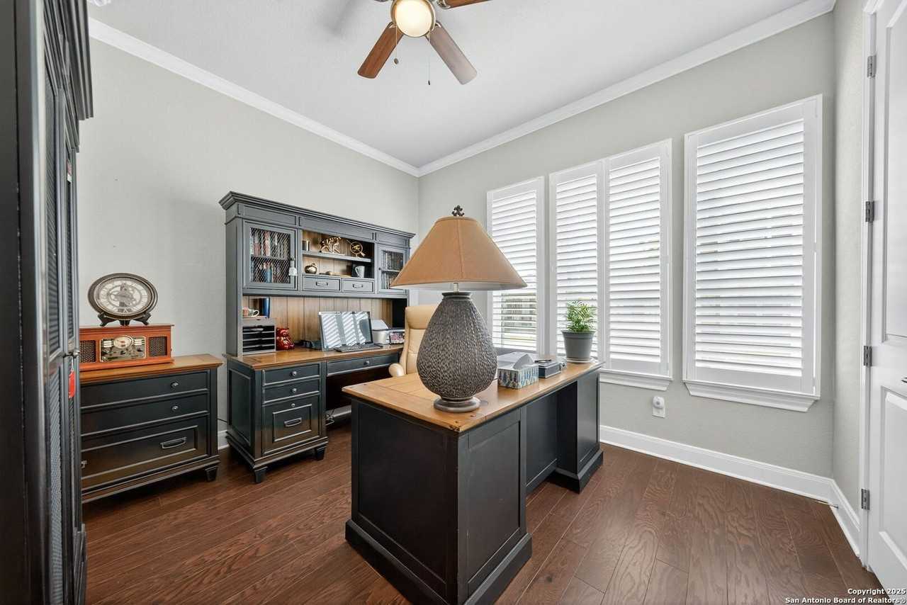 620 N Guenther Ave - Photo 6 of 28