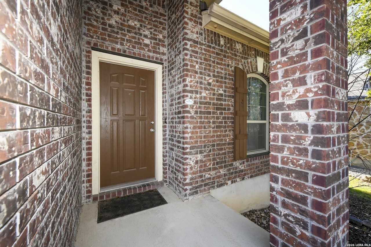 1128 Pelican Pl - Photo 3 of 26