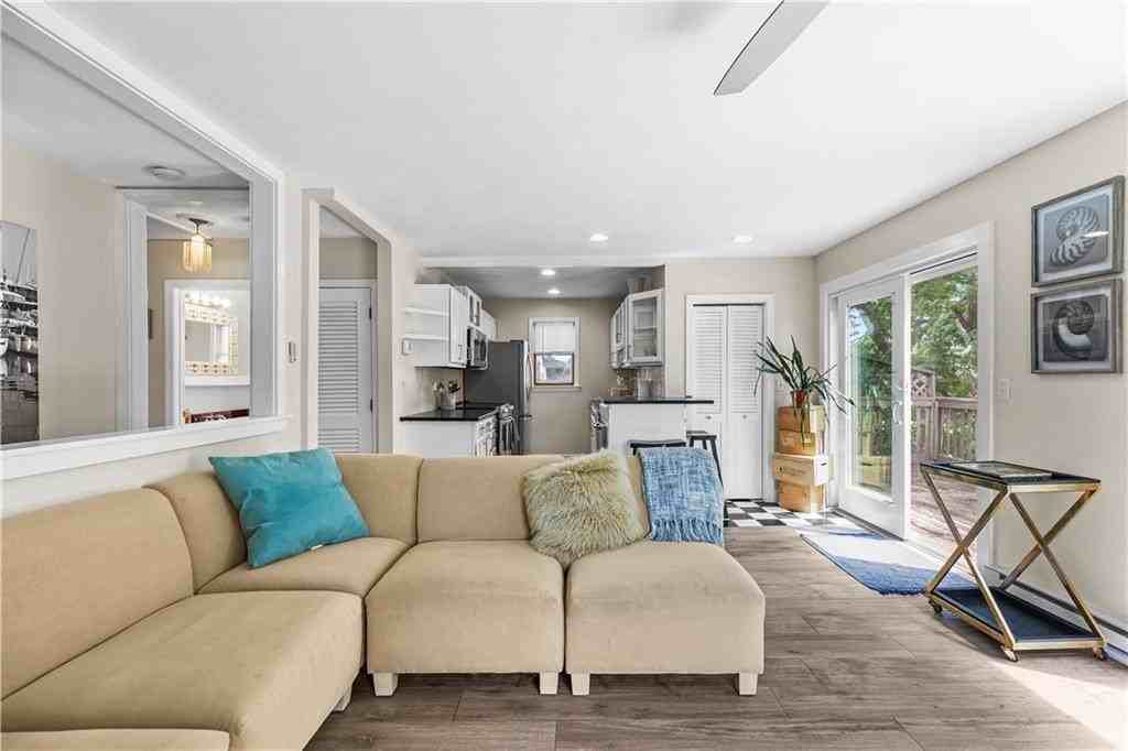 38 Harrison Ave #2 - Photo 5 of 21