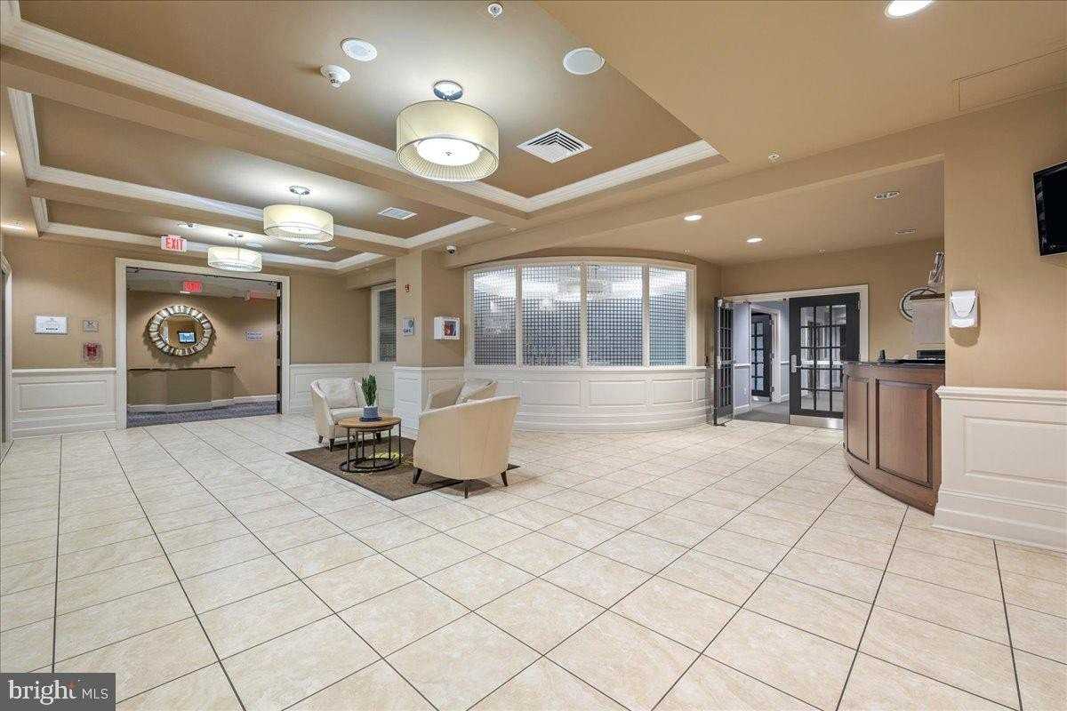 1915 Towne Centre Blvd #404 - Photo 7 of 24