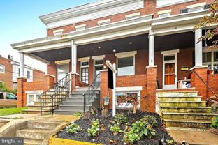 1327 W 42nd St - Photo 1 of 1